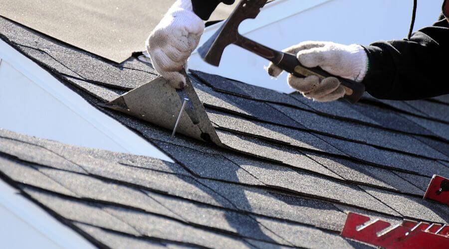 Professional gutter cleaning in Howell, NJ